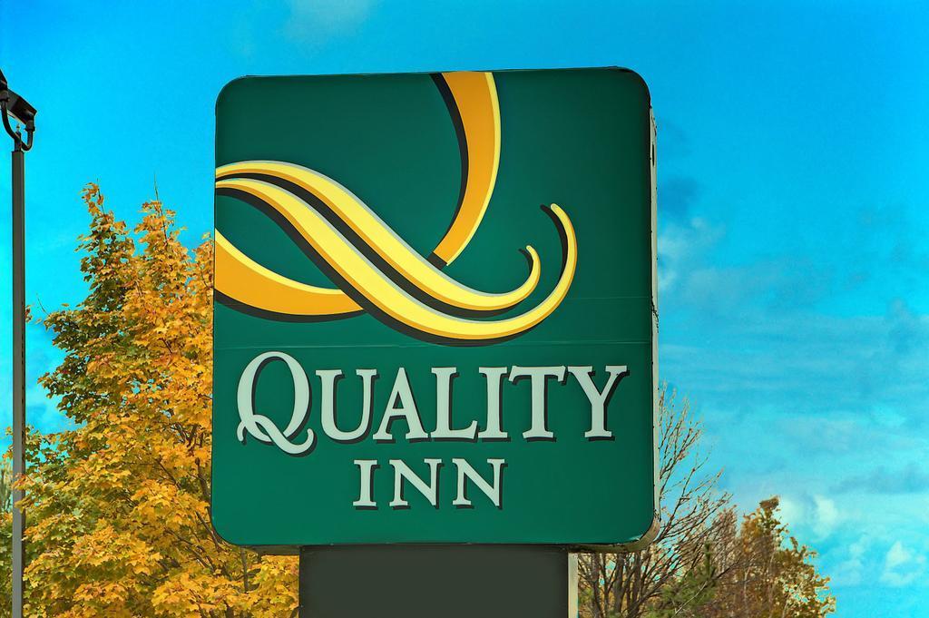Quality Inn Brunswick Cleveland South Exterior foto