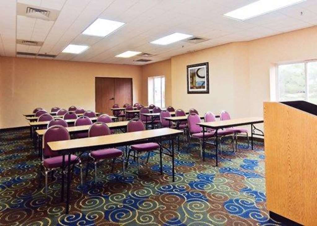 Quality Inn Brunswick Cleveland South Facilidades foto