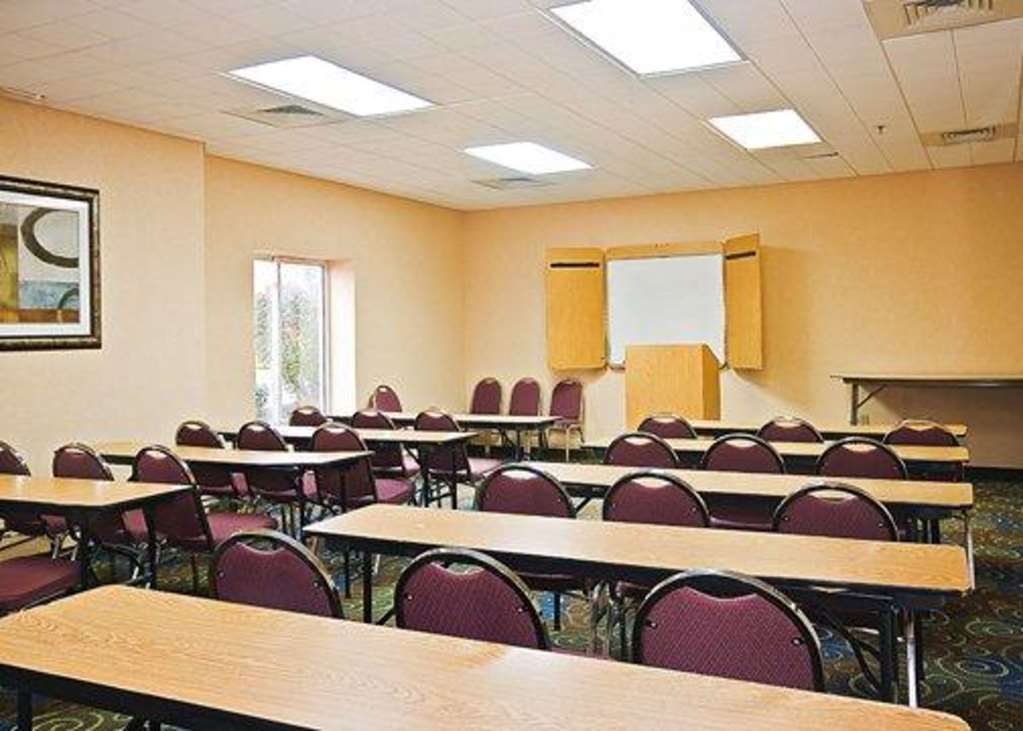 Quality Inn Brunswick Cleveland South Facilidades foto